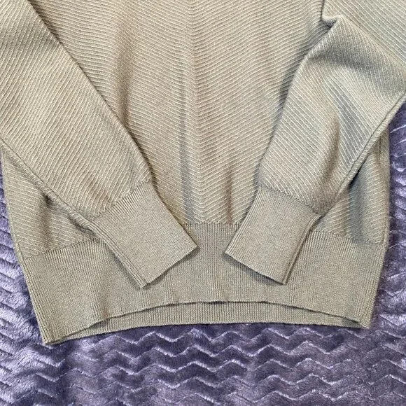 J.Crew Olive Green Ruffle Neck Sweater Ribbed Knit pullover,womens size XS - Picture 3 of 9